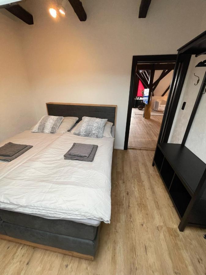 Ferienwohnung Brueckenkopf Og 하멜른 외부 사진